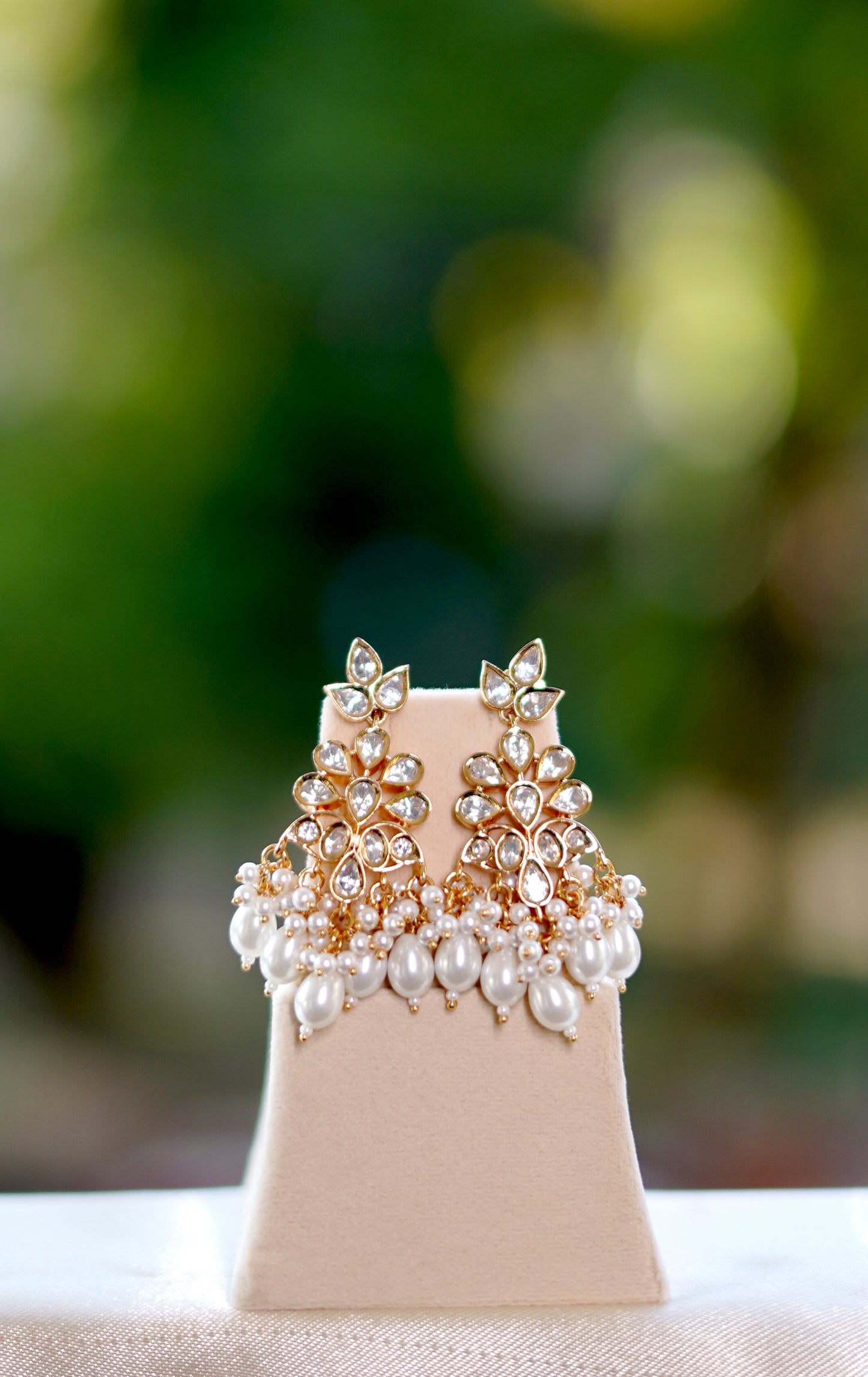 White Sitara Pearl Jewellery Set