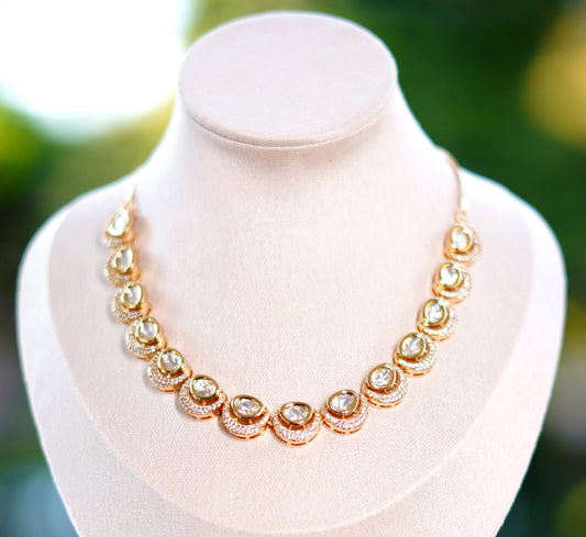 Gold Eira Shine Necklace Set