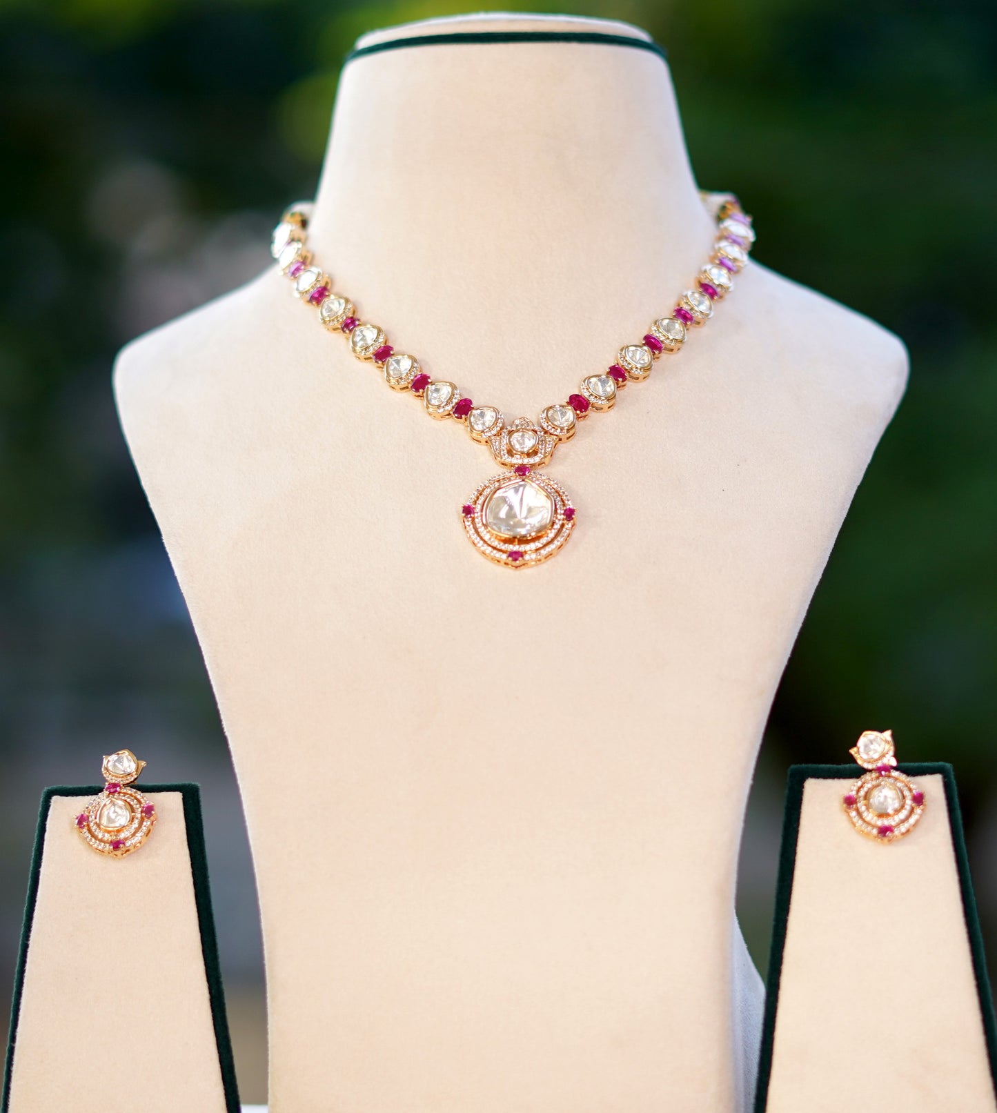 Rani Gulnar Glow Kundan Necklace Set