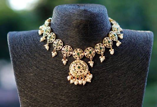 Green Nayra Emerald Jewellery Set
