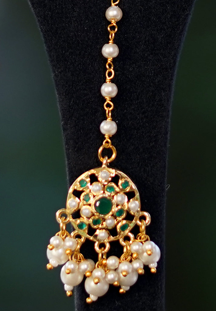 Green Nayra Emerald Jewellery Set