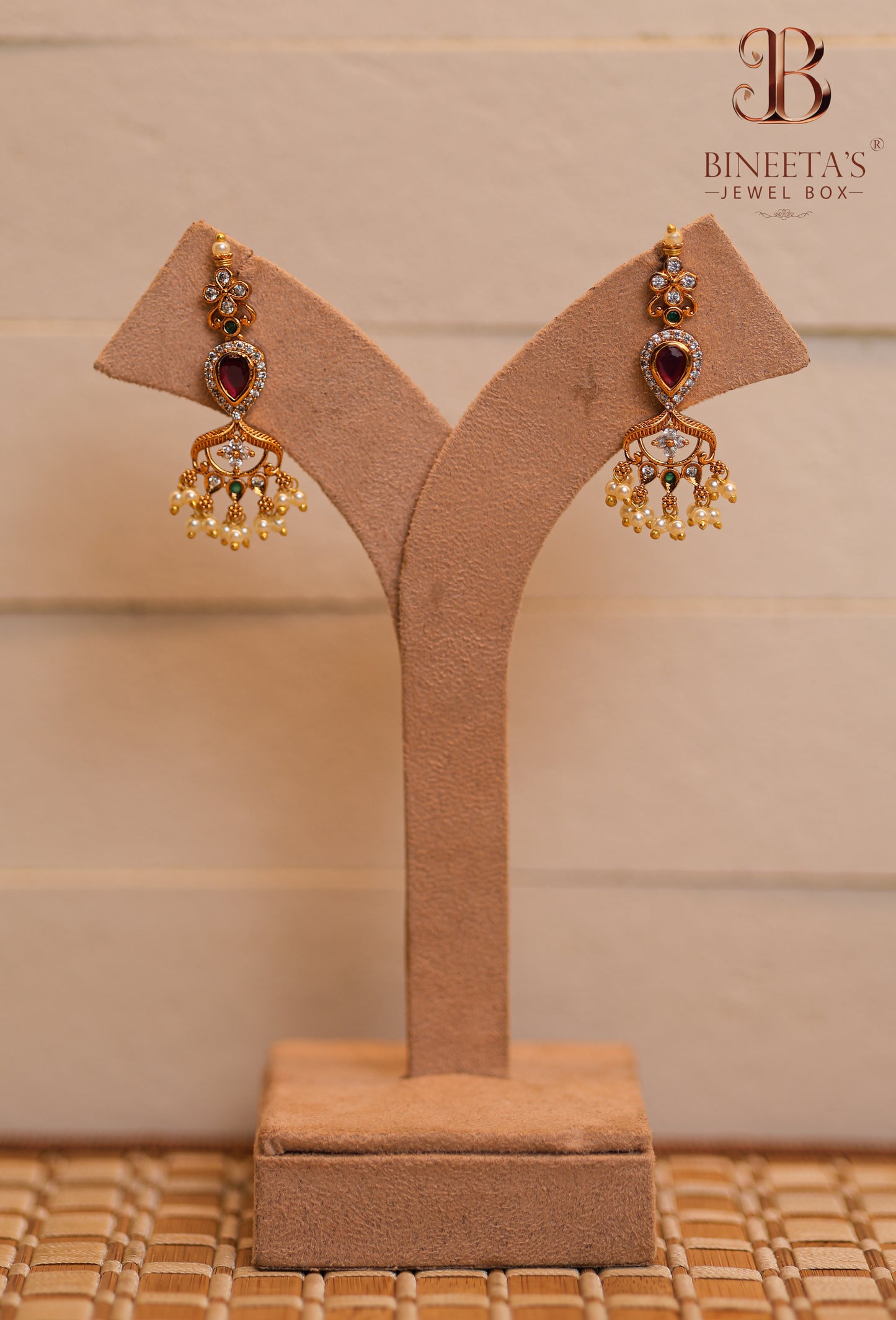 Rudira Elegance Jewellery Set