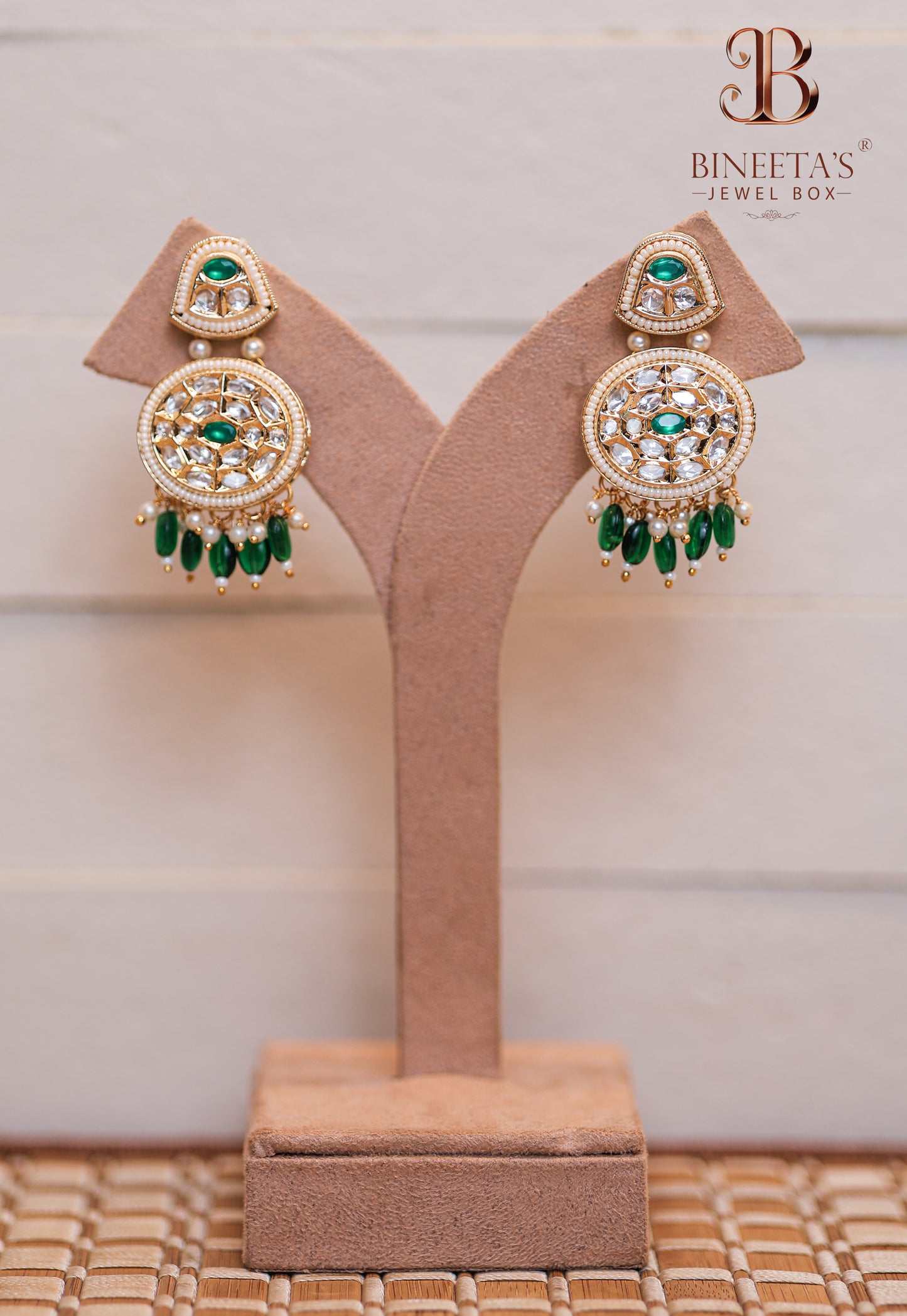 Emerald Noor Chandbalis