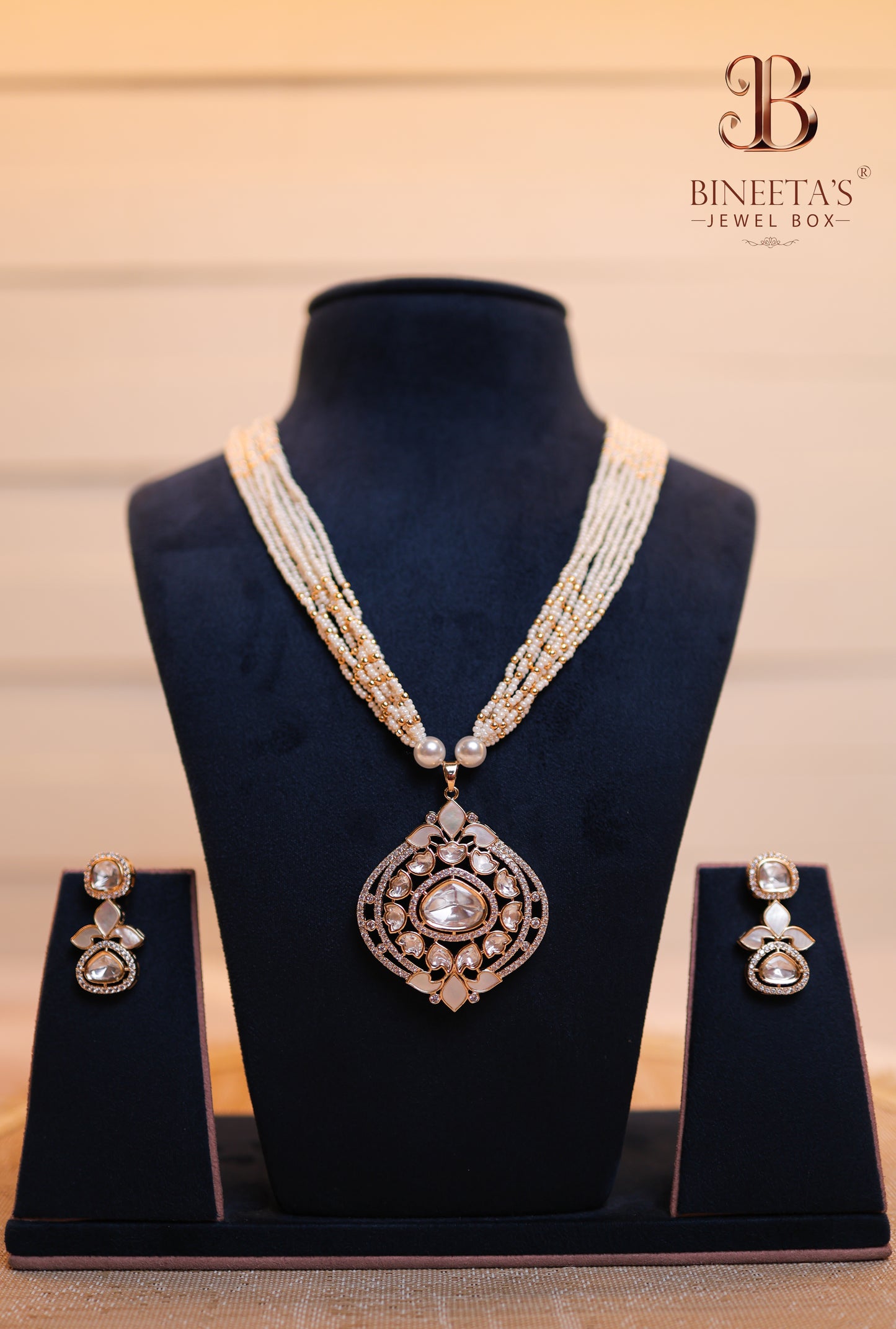 Rajvanshi Pearl Jewellery Set