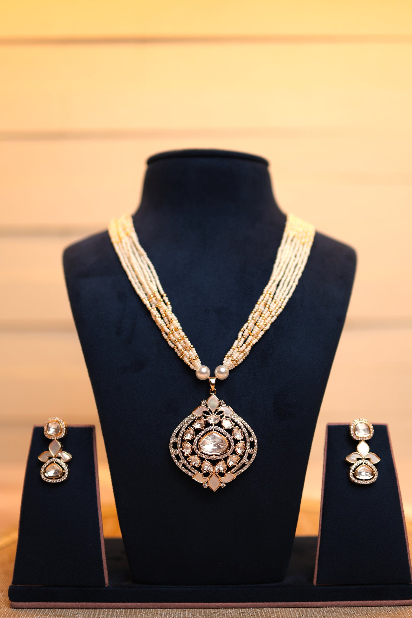 Rajvanshi Pearl Jewellery Set