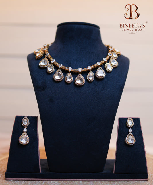 Aaryah Polki Kundan Necklace Set