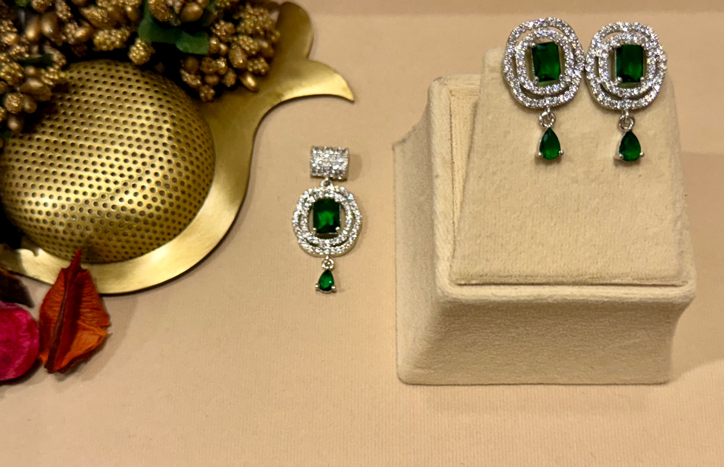 Emerald Halo Pendant Set