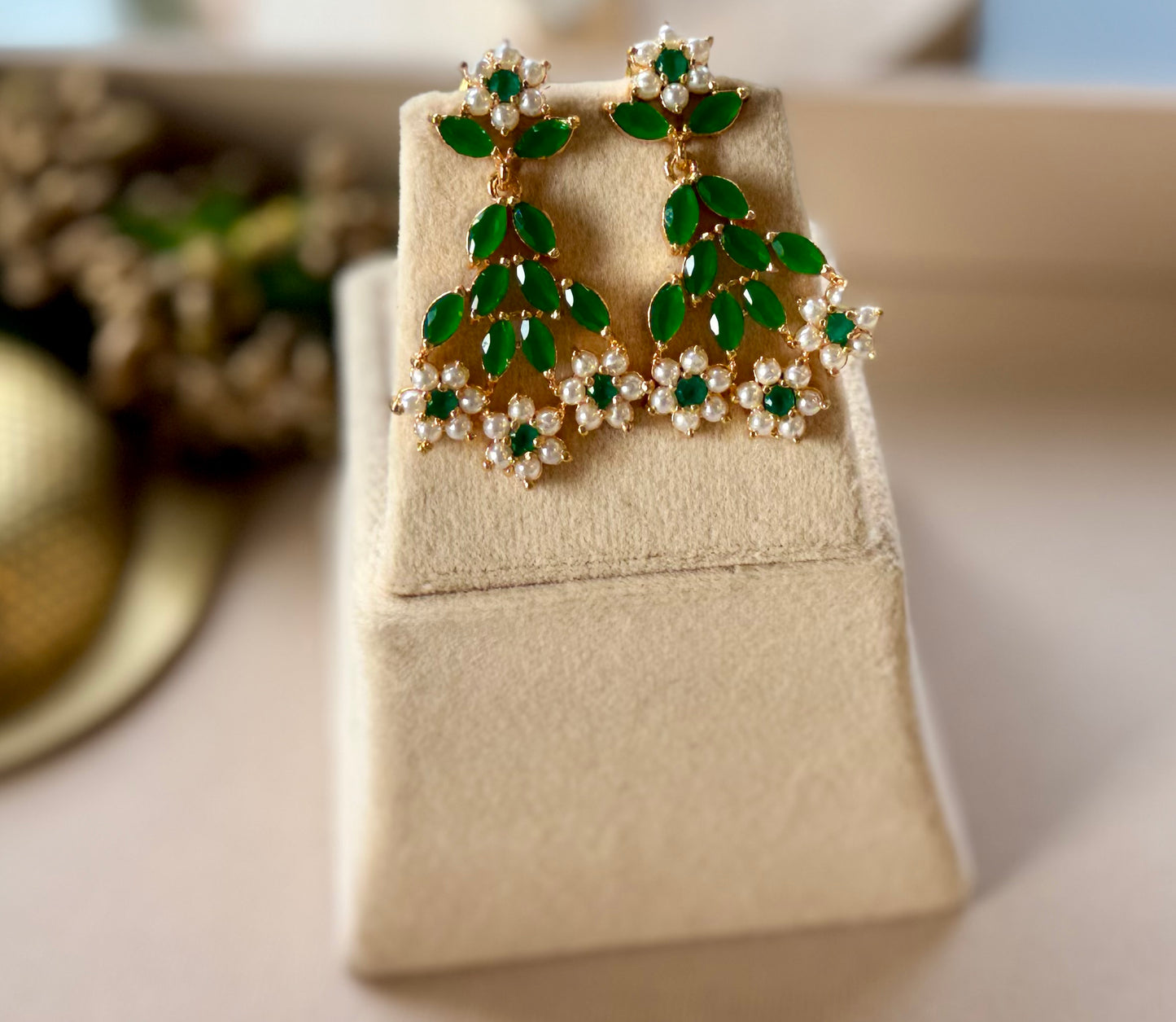 Zehra Emerald Bloom Jewellery Set