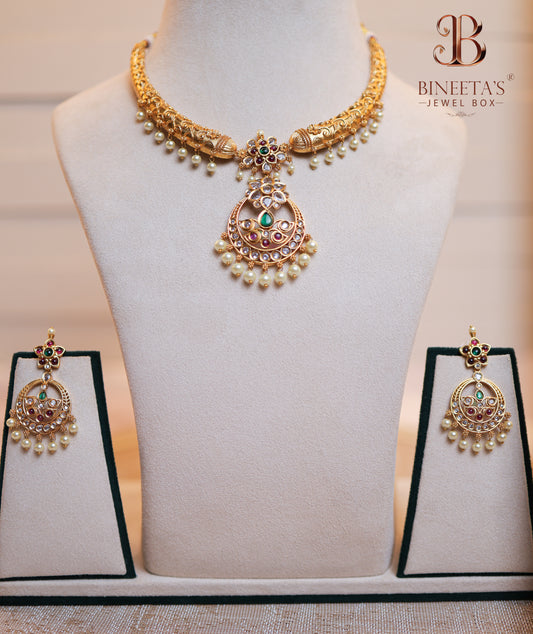 Iravya Hasli Jewellery Set