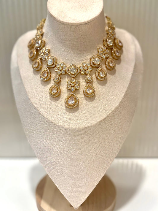 Noorani Kundan Glow Jewellery Set