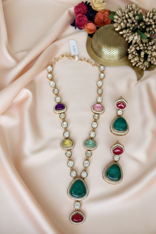 Multicoloured Rang Velvet Jewellery Set