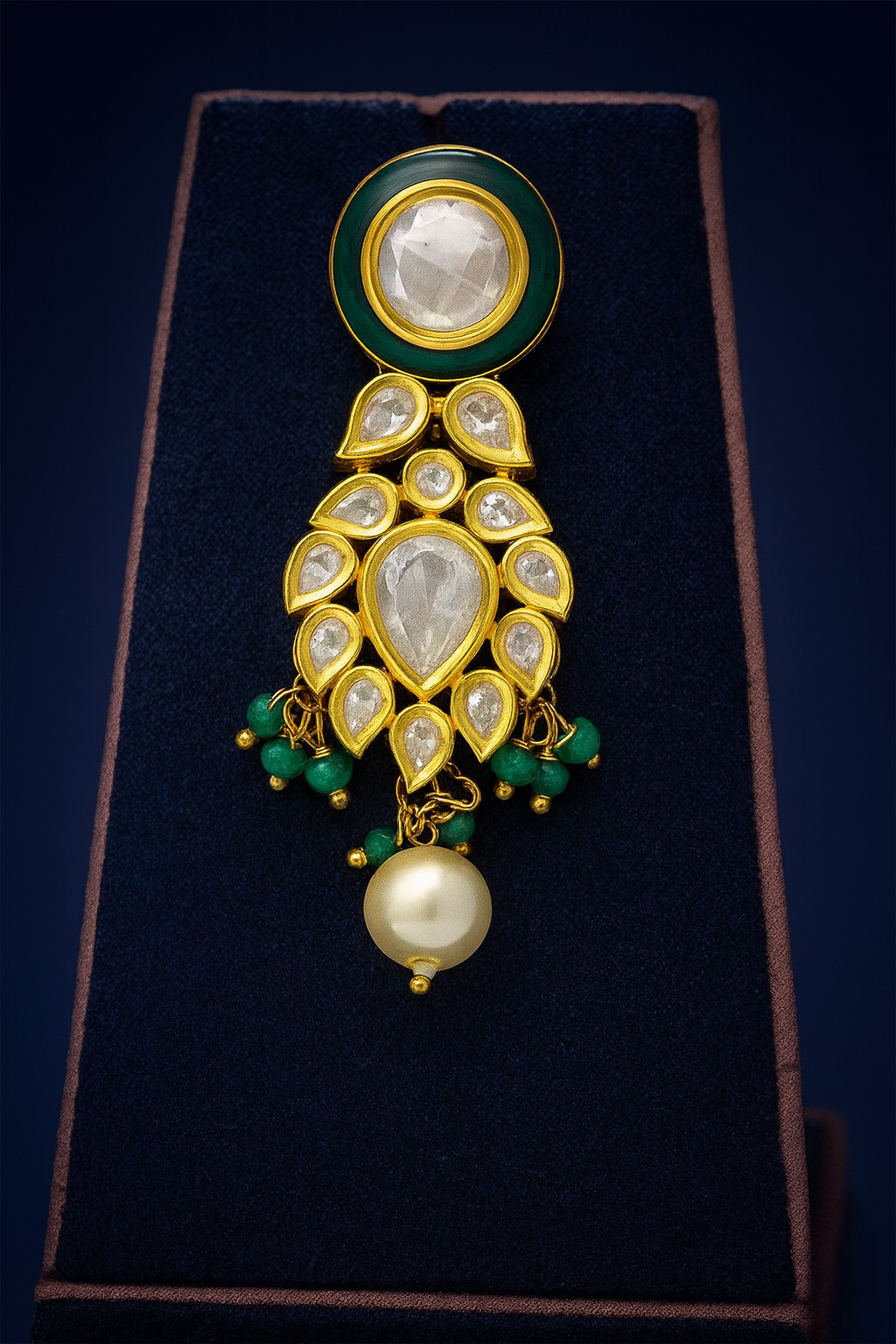 Emerald Raabta Kundan Jewellery Set