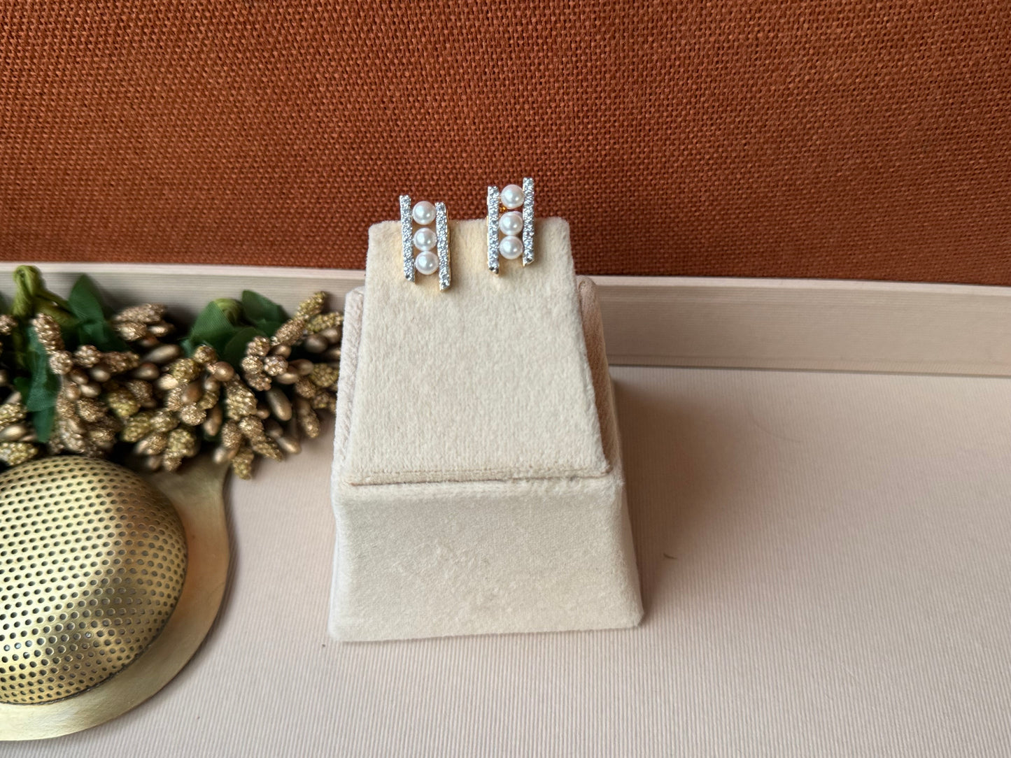 Avery Pearl Bars Earrings