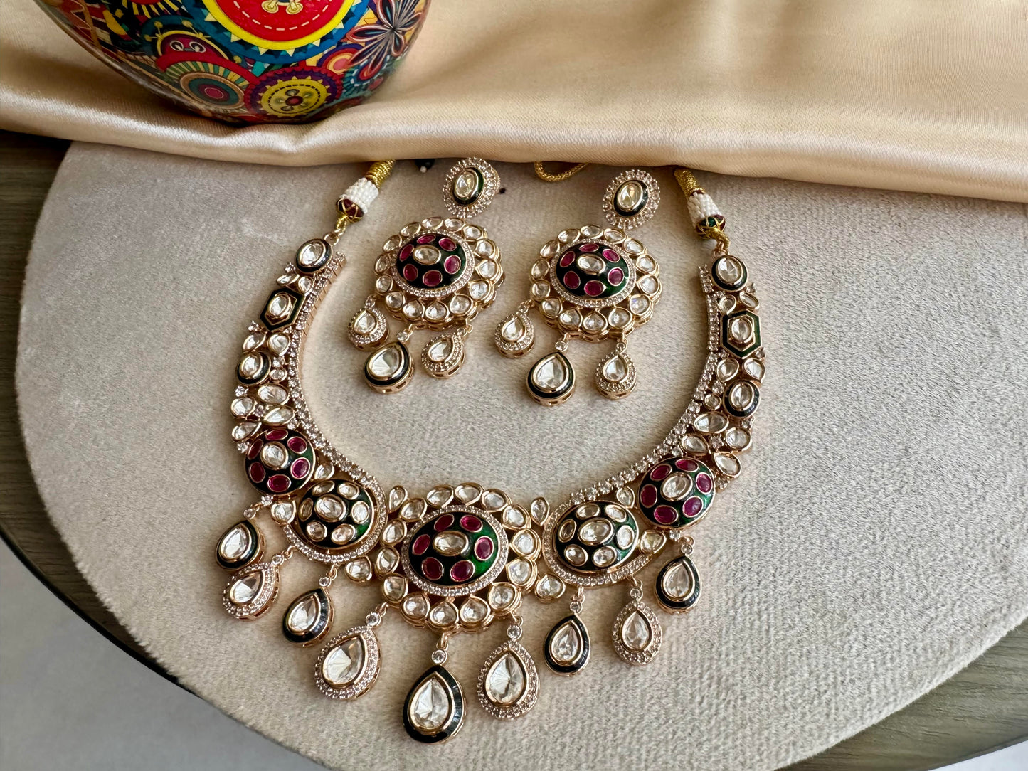 Gold Roselle Kundan Jewellery Set