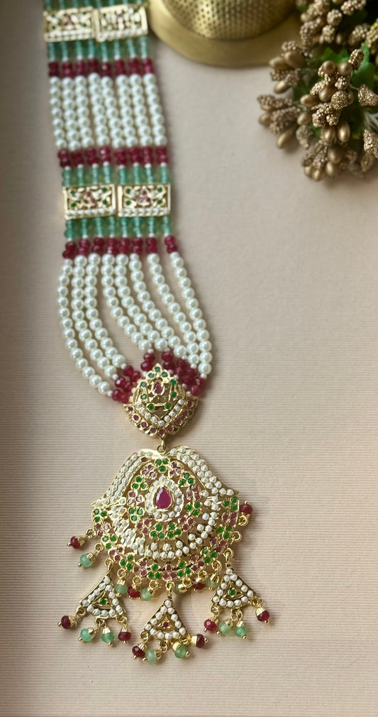 Mahira Pearl Haar Set