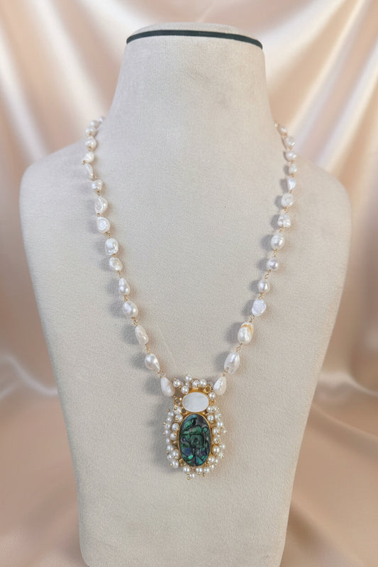 Ocean Pearl Aura Necklace Set