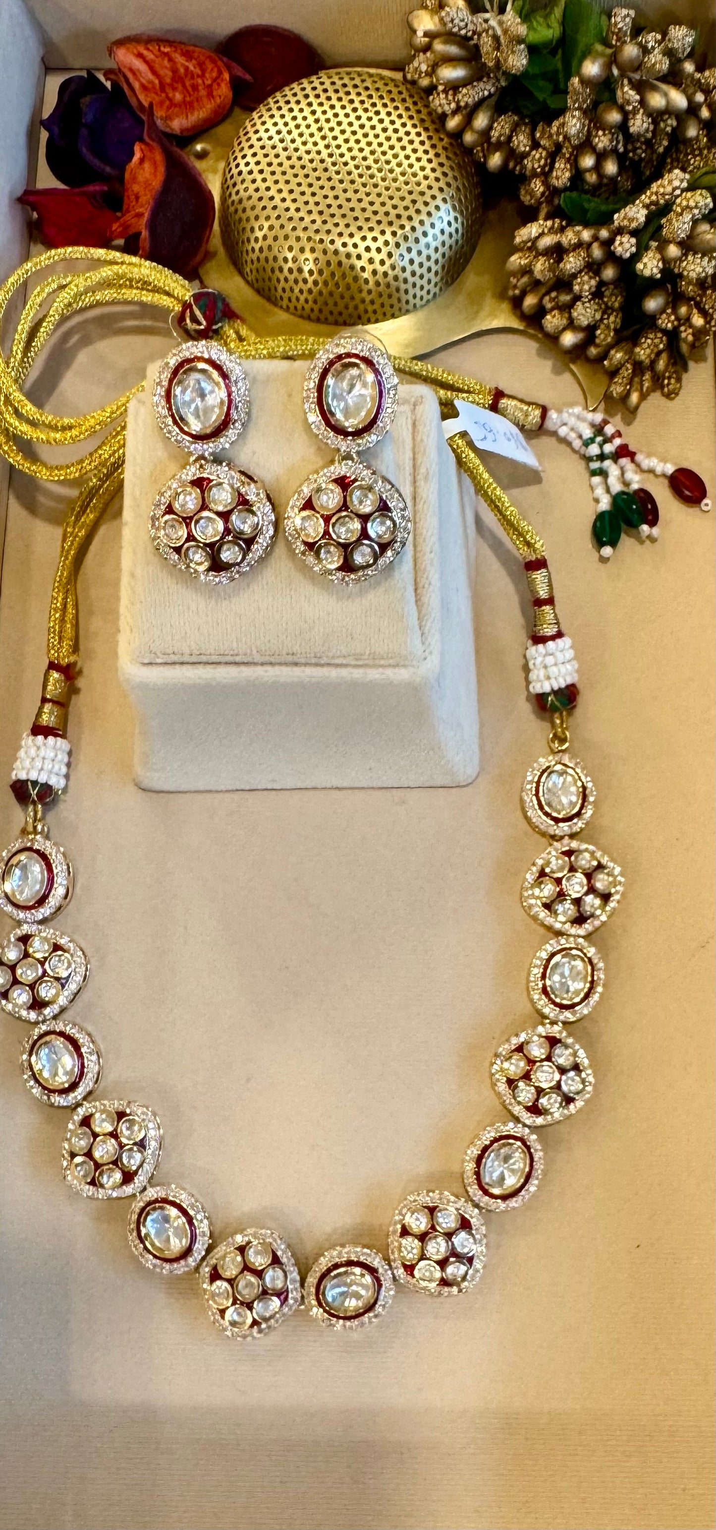 Red Zareen Glow Jewellery Set