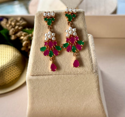 Arnika Ruby Emerald Pearl Set