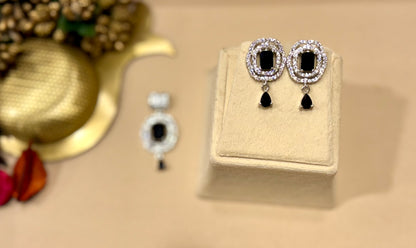 Black Halo Pendant Set