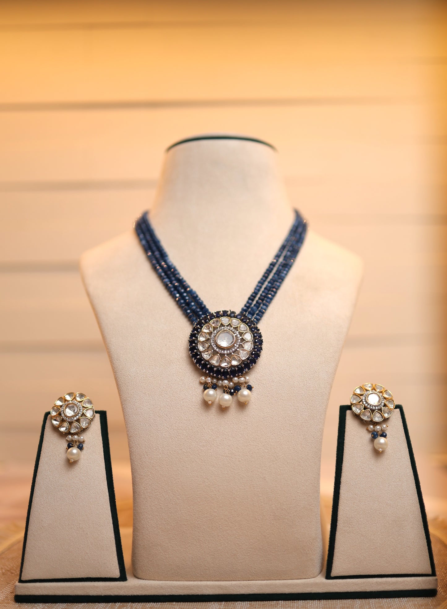 Neelam Kundan Jewellery Set