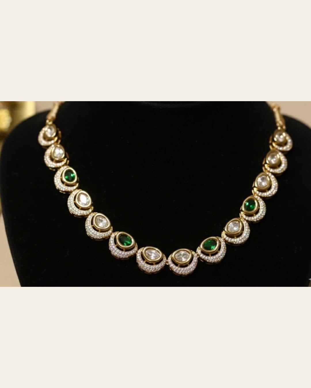 Emerald Eira Shine Necklace