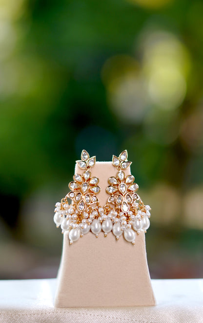 White Sitara Pearl Jewellery Set