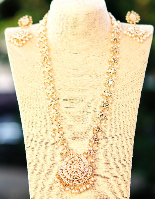 White Saanjh Sheen Jewellery Set