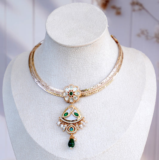 Ivory Fleur Emerald Drop Jewellery Set