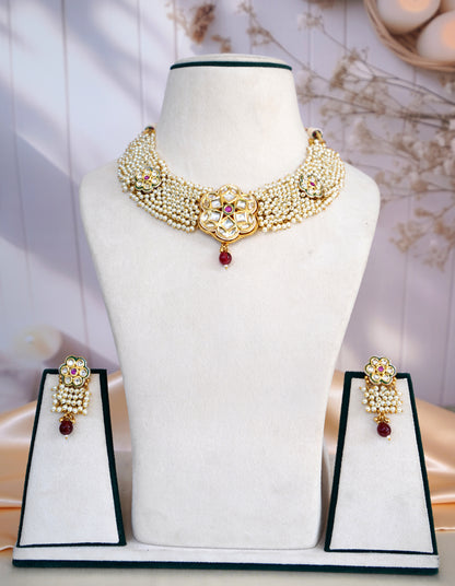 White Amaira Pearl Kundan Jewellery Set