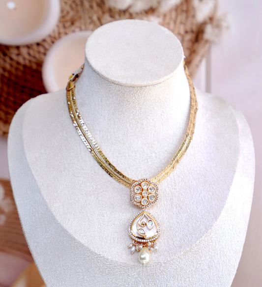 Ivory Fleur Mother of Pearl Jewellery Set