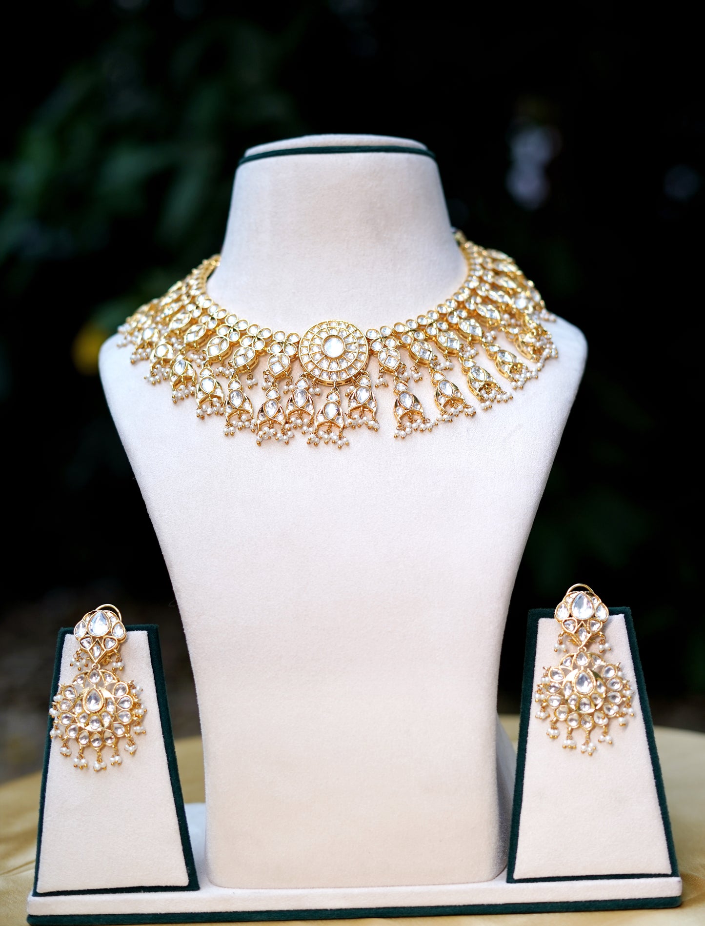 Ivory Aabhaar Kundan Pearl Jewellery Set