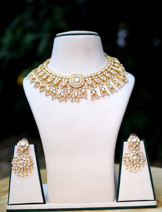 Ivory Aabhaar Kundan Pearl Jewellery Set