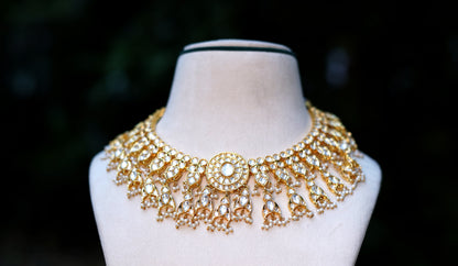 Ivory Aabhaar Kundan Pearl Jewellery Set