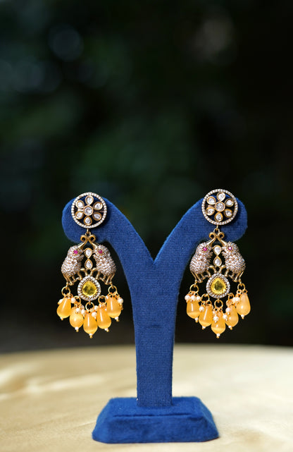 Yellow Kanira Victorian Kundan Jewellery Set