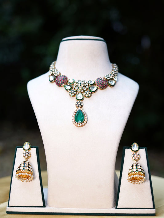Green Emerald Empress Kundan Jewellery Set