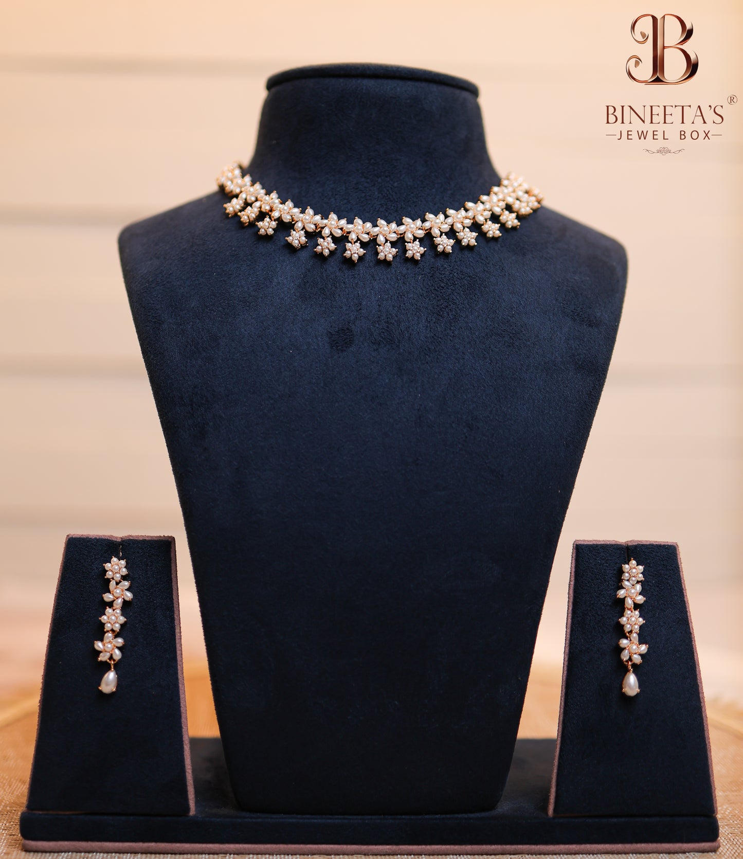 Elvina Pearl Necklace Set