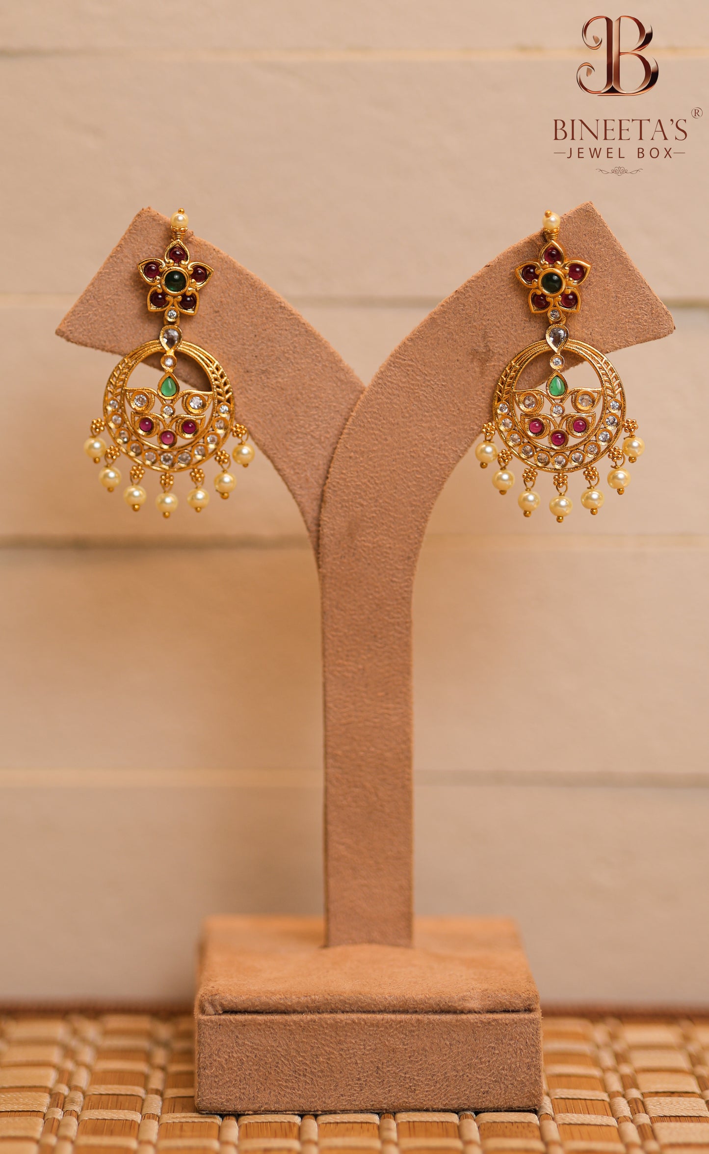 Iravya Hasli Jewellery Set