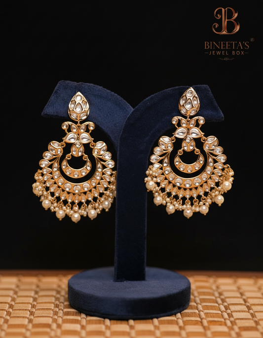 Sitara Kundan Chandbalis