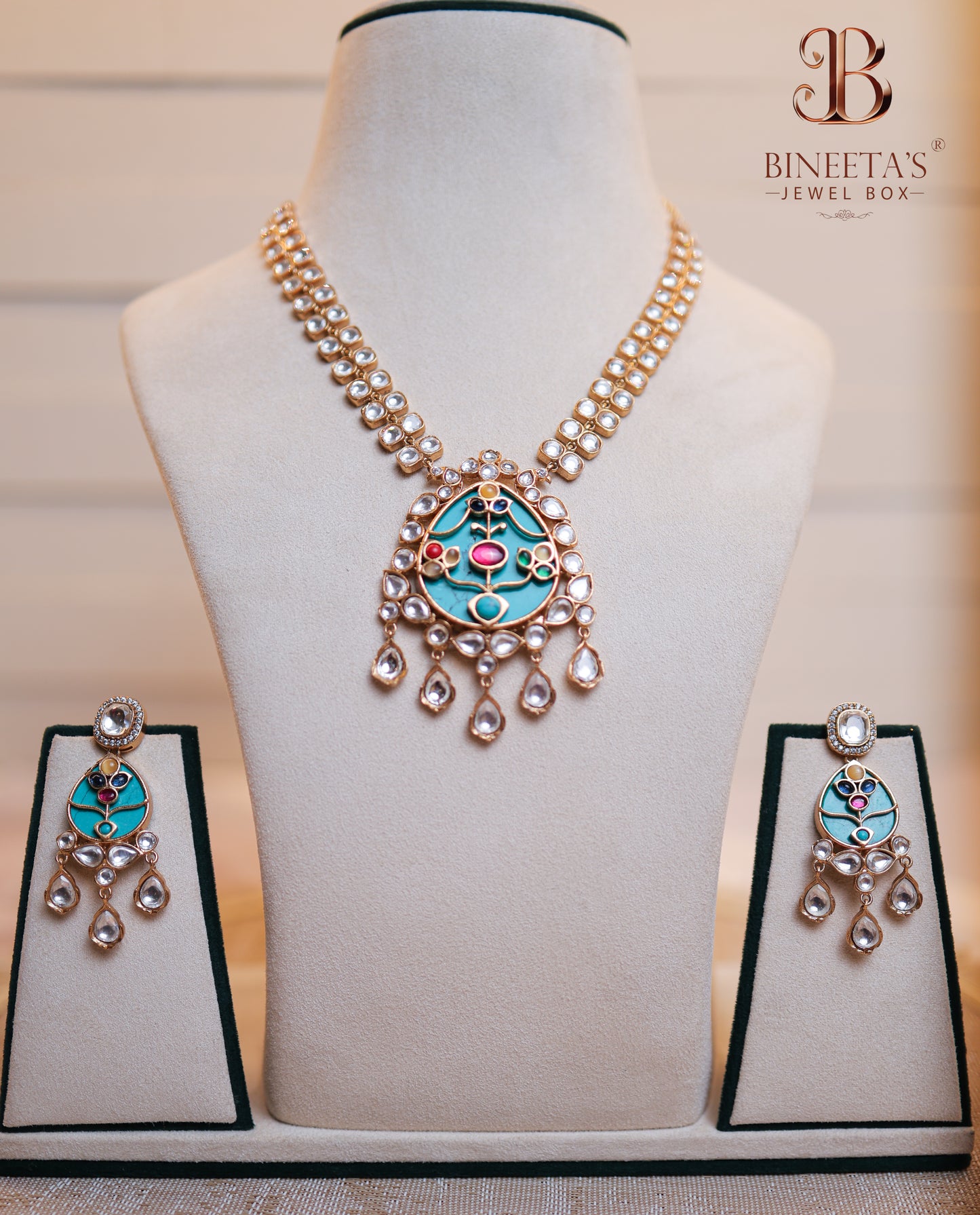 Neelaya Kundan Necklace Set