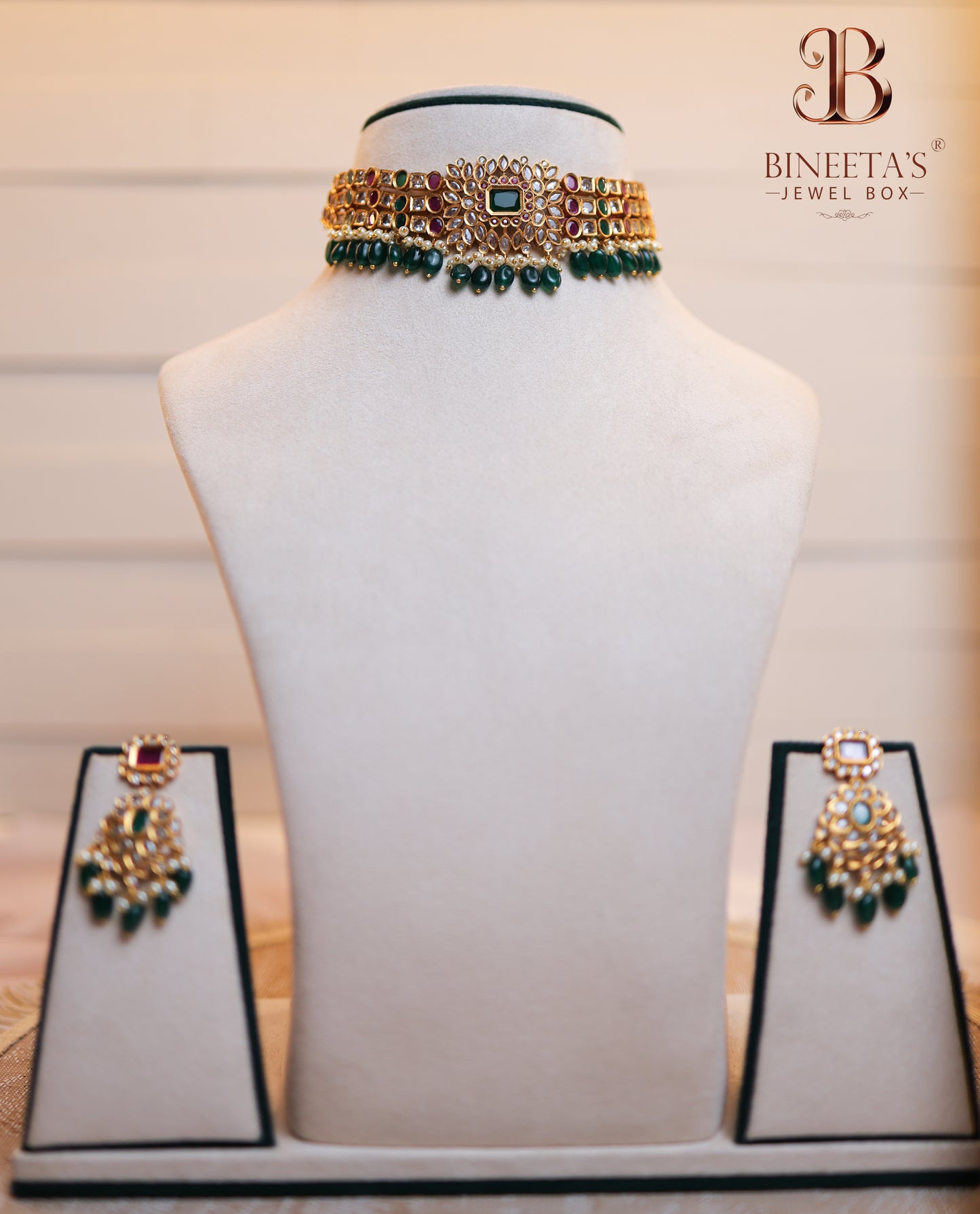 Ishara Kundan Choker Set