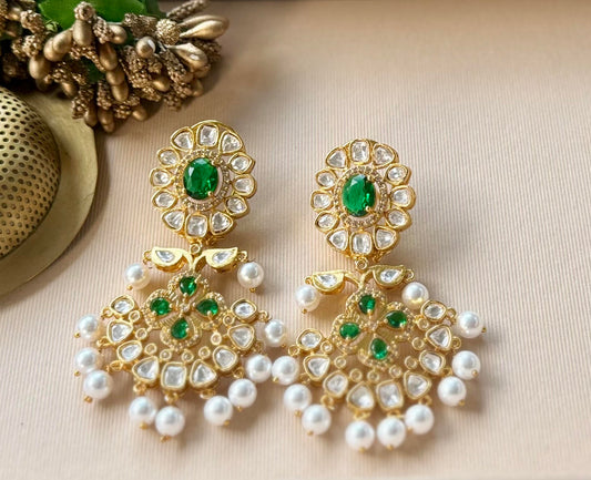 Ruhani Emerald Earrings
