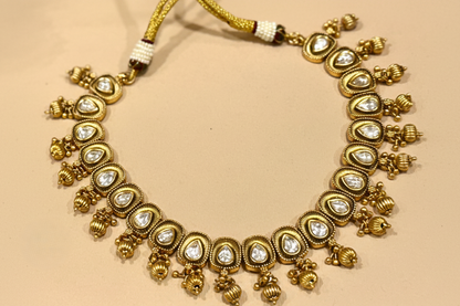 Vedica Radiance Golden Jewellery Set