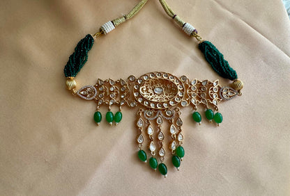 Green Zamurd Adaa Kundan Choker Set