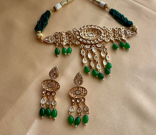 Green Zamurd Adaa Kundan Choker Set