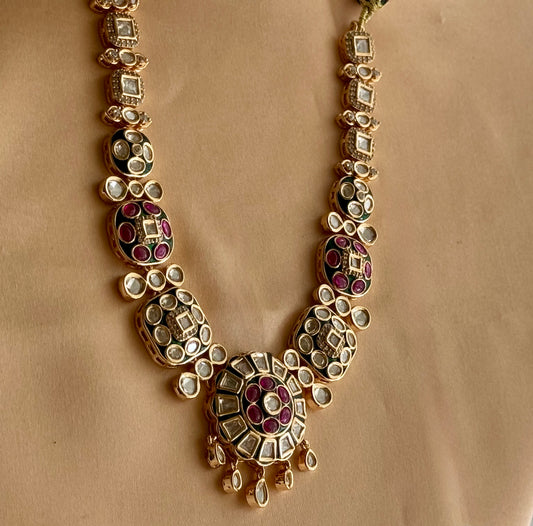 Gold Kamalika Charm Kundan Jewellery Set