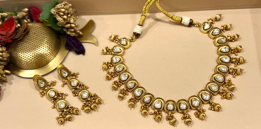 Vedica Radiance Golden Jewellery Set