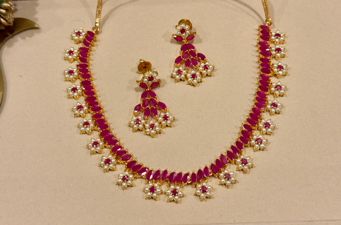 Red Roshni Ruby Bloom Set