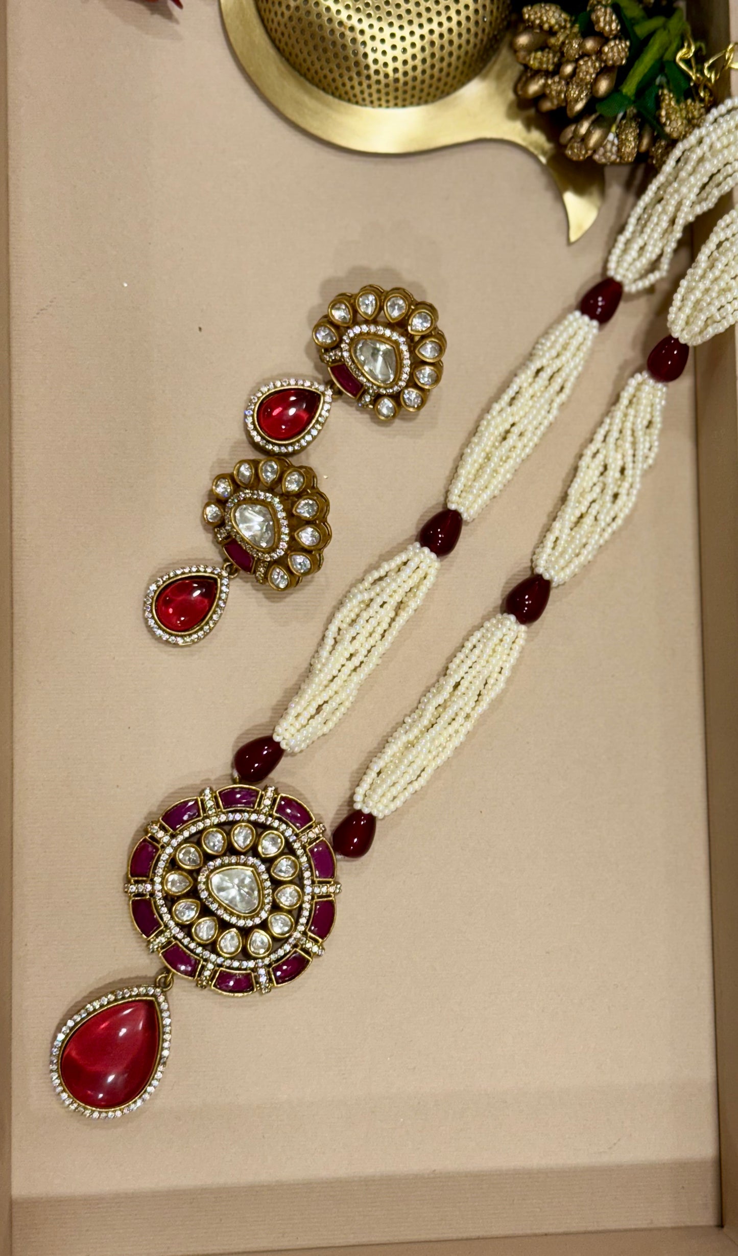 Garnet Red Noorika Pearl Jewellery Set