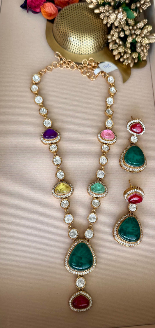 Multicoloured Rang Velvet Jewellery Set