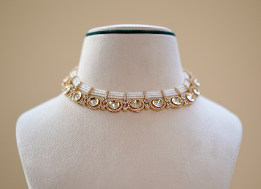 Ivory Elara Kundan Jewellery Set